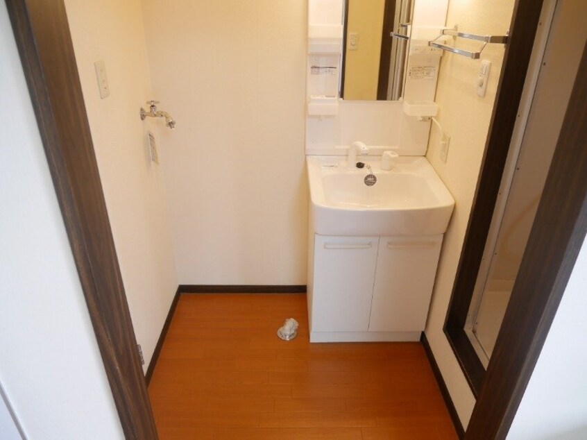 別部屋反転写真 グランデージ日永西　Ａ