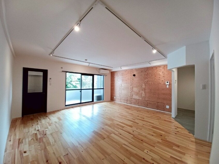  クレストールサカクラ