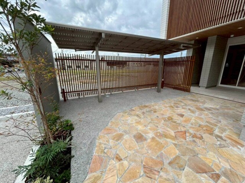  シャーメゾン　ル　シエル