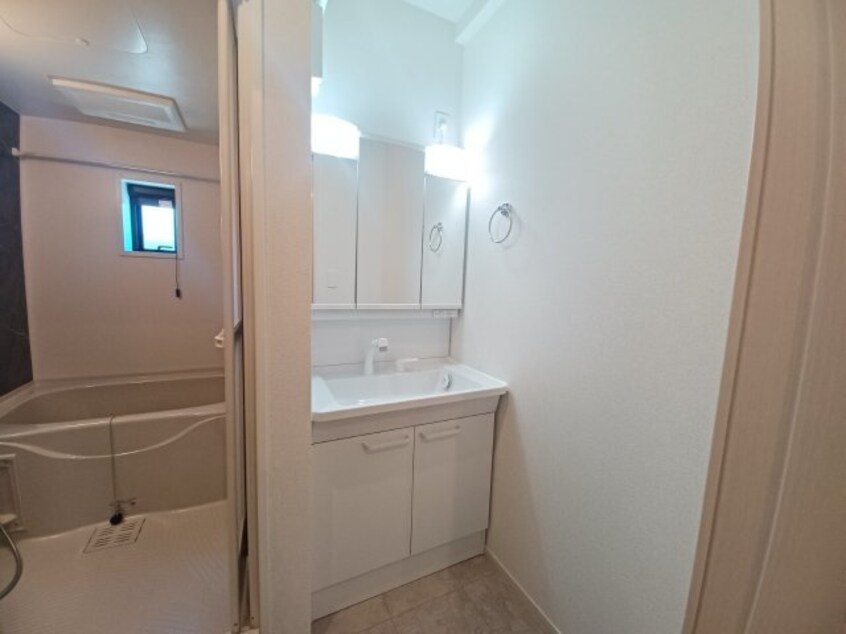  スクエア六呂見