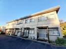 メゾンヤマナカ A棟の外観