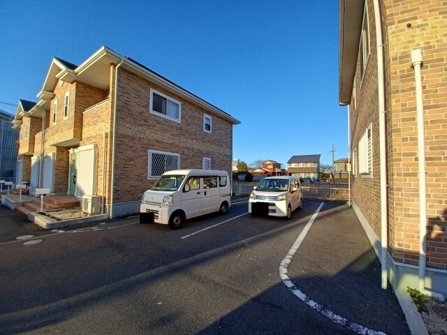  ファビージョージアン・イースト