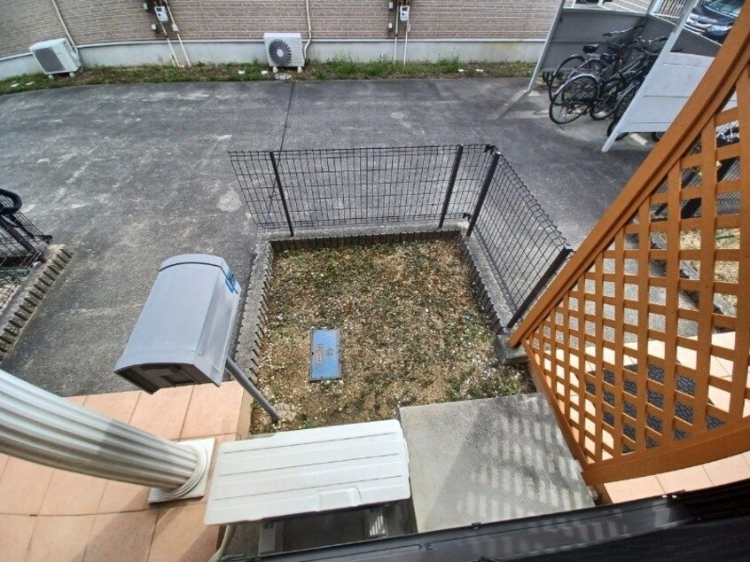 同型参考写真 プラッサムコート日永　C棟