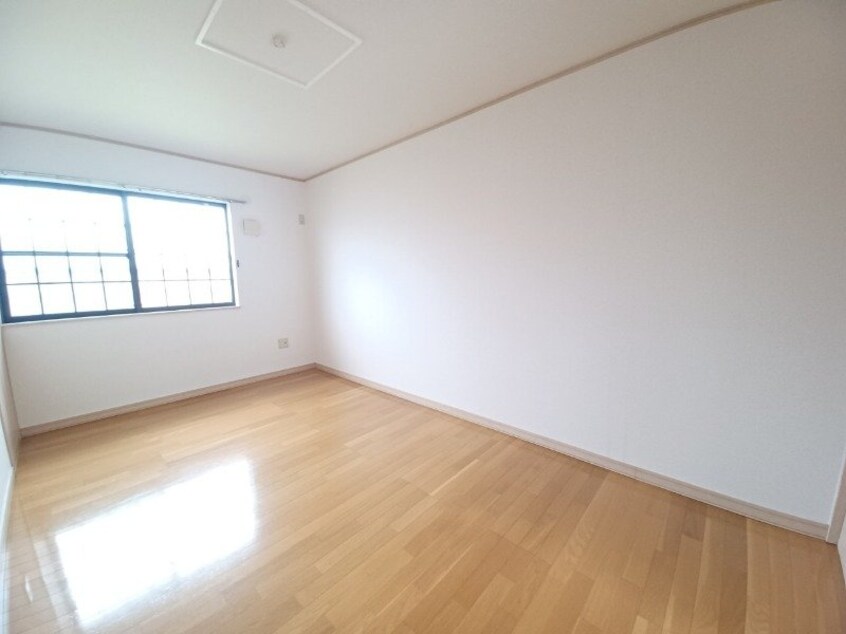 同型参考写真 プラッサムコート日永　C棟