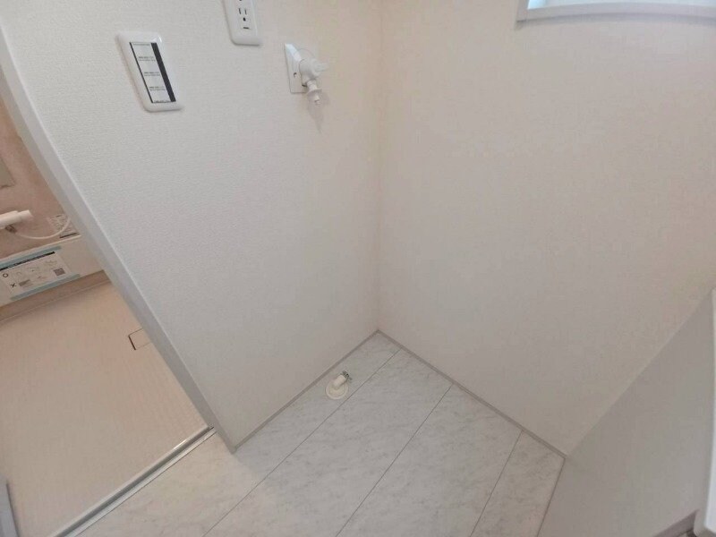  マイホームネクスト長太旭町二丁目　4号棟