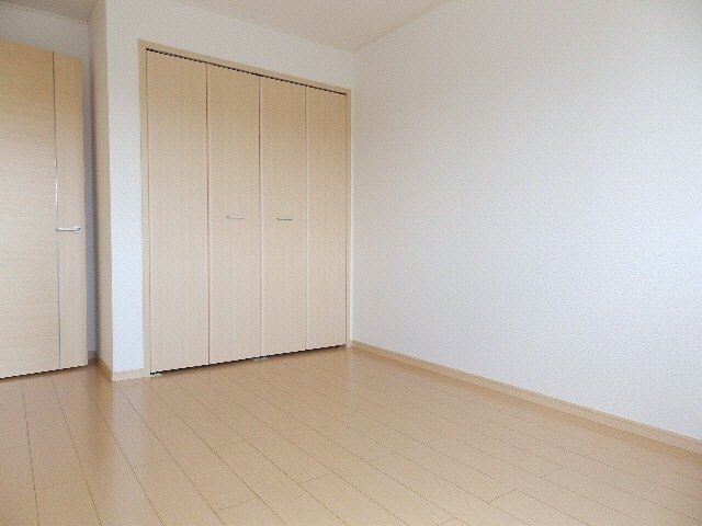 同型参考写真 リアンヴィラージュＢ棟