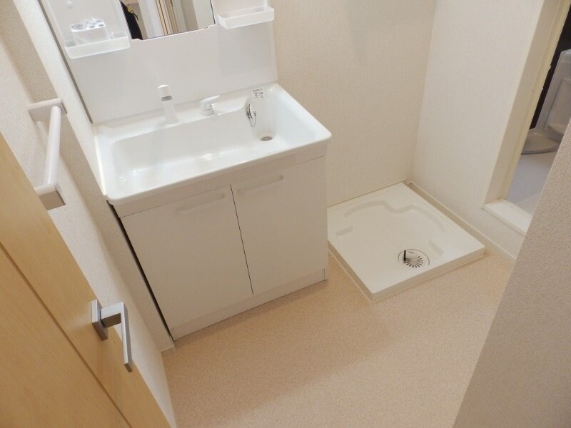 同型参考写真です。 エタニティフィールドＢ