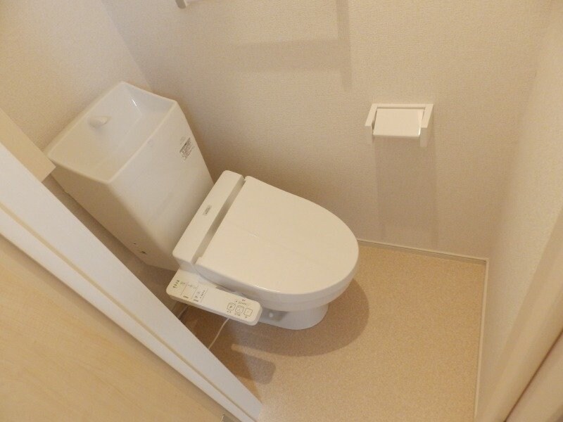 同型参考写真です。 エタニティフィールドＢ