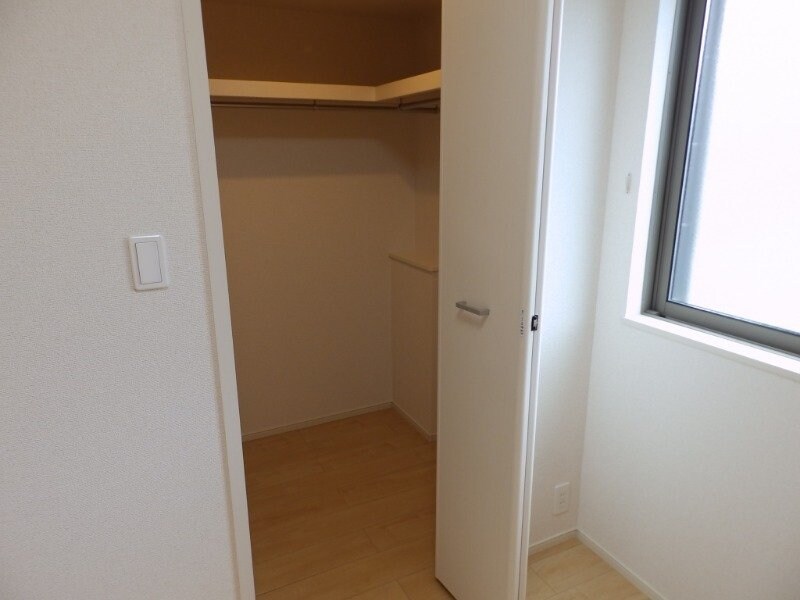 同型参考写真です。 エタニティフィールドＢ