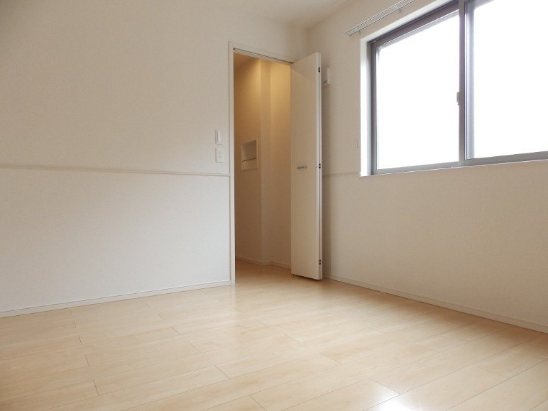  スクエア日永西Ⅱ