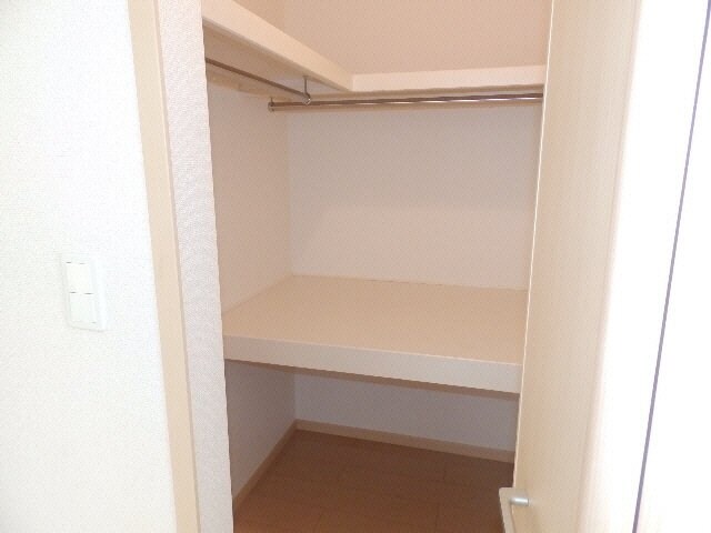 反転タイプ参考写真 リアンヴィラージュＣ棟