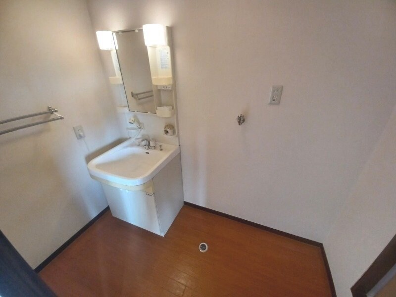  リバーサイド日永