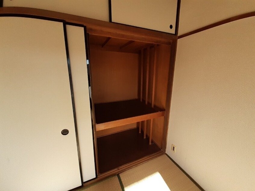  公団笹川団地102棟　402