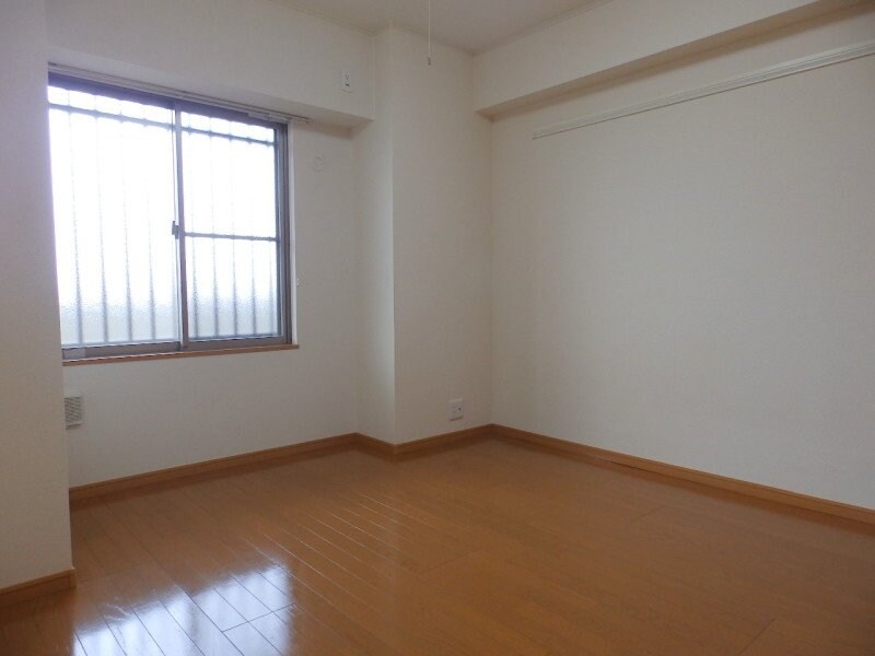 同物件別室反転タイプ ルクソール新正Ⅱ