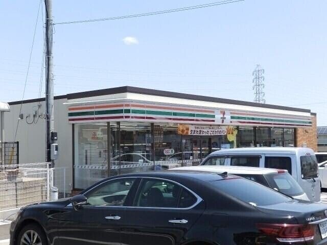 セブンイレブン四日市日永西5丁目店(コンビニ)まで927m トレノ　カーサ　Ⅱ