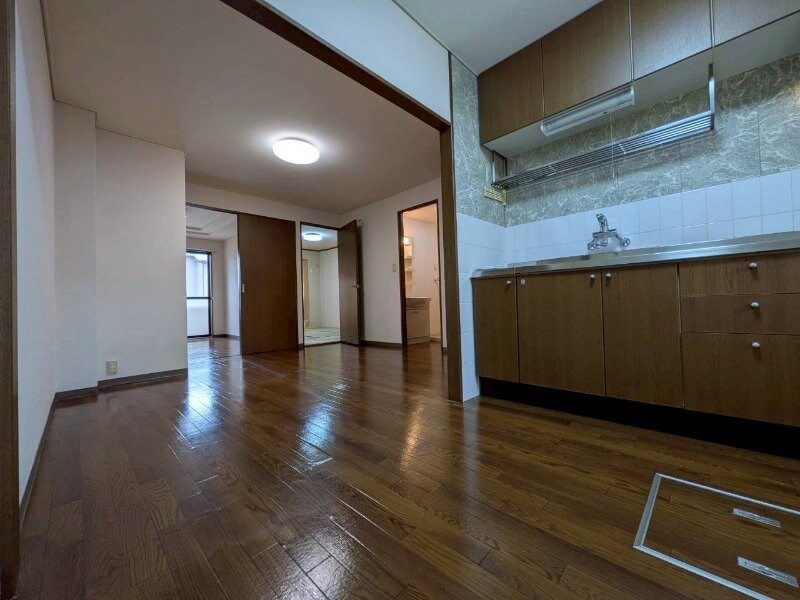  ロイヤルヒルズ２１