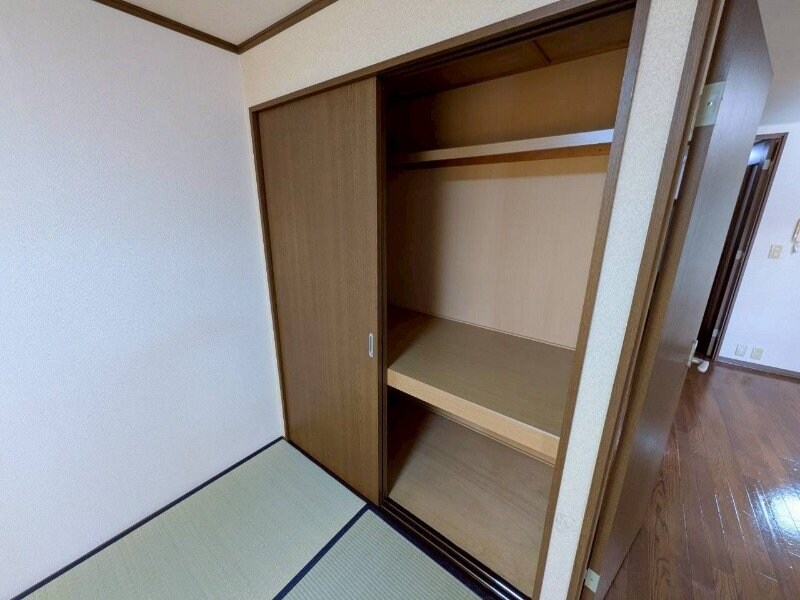  ロイヤルヒルズ２１