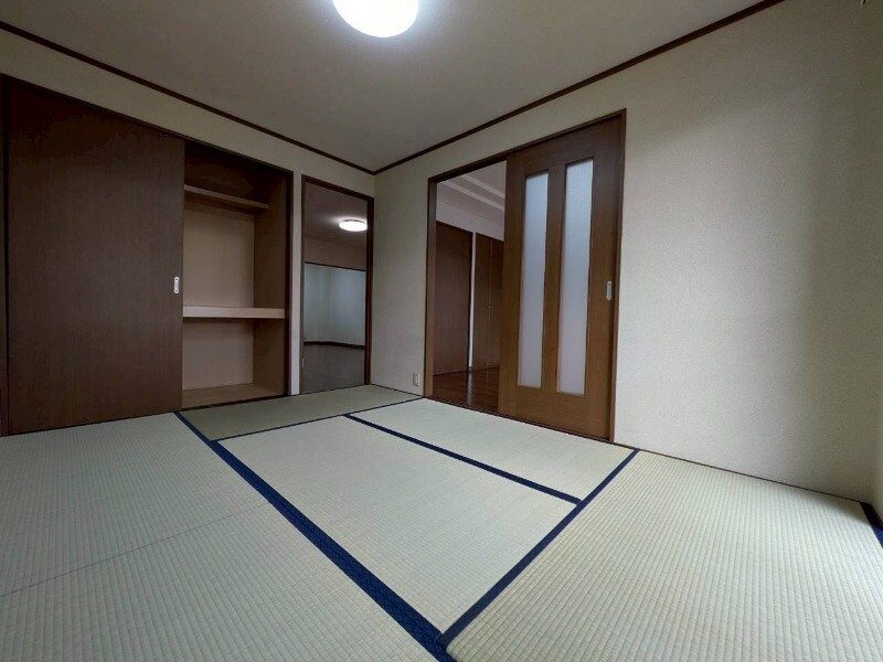  ロイヤルヒルズ２１