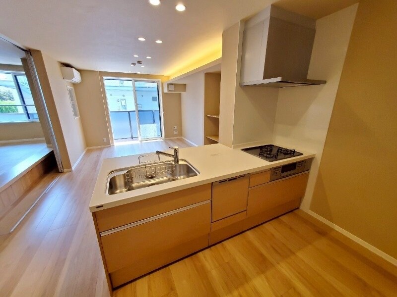  ヴィラ　ルーエ