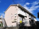 メゾンヤマナカ E棟の外観