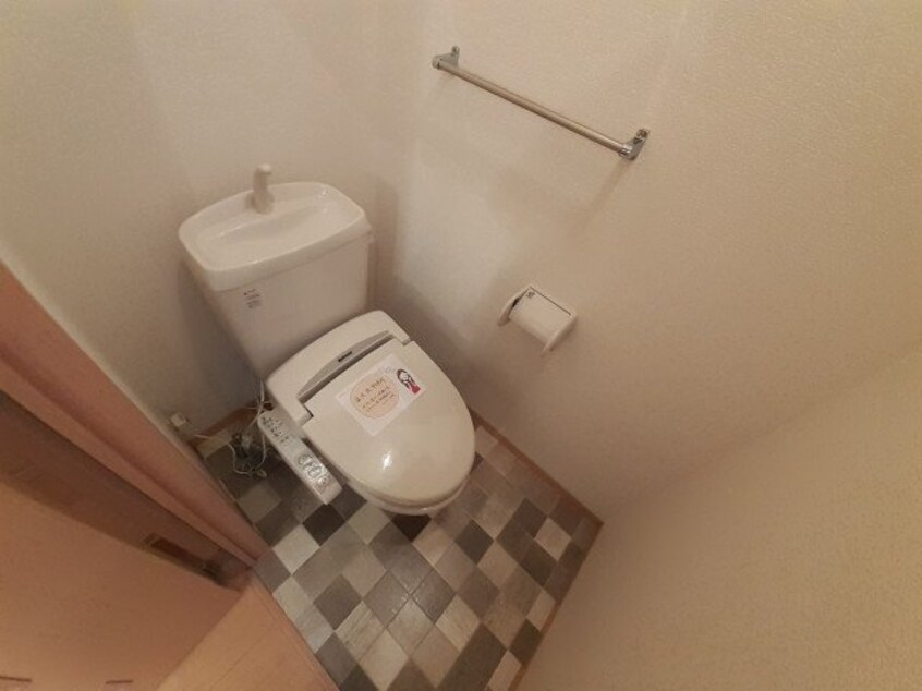 同型反転タイプ フローラスクエア　C