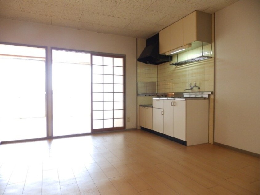 別部屋同型反転タイプ シティハイツ日野陵