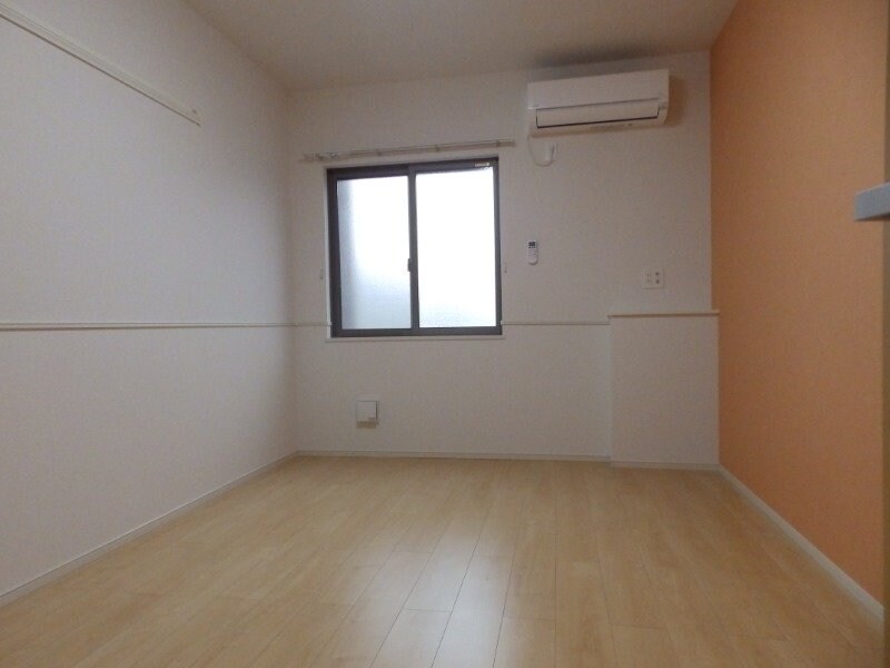 反転タイプ参考写真 ラウレア　Ｂ