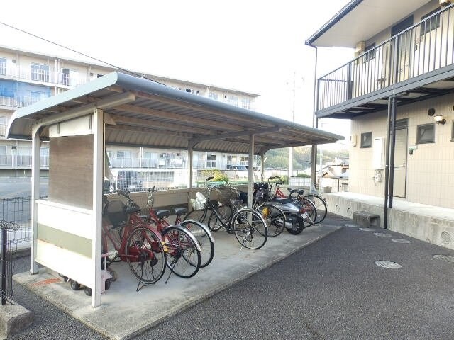  サニーコート　D棟