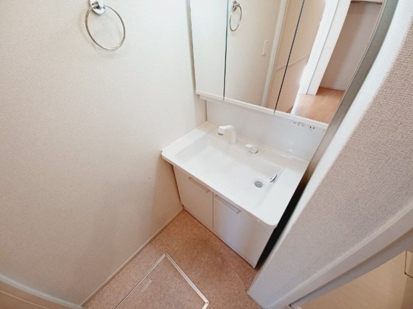 同タイプの部屋写真です。 サンズ　アルモニー　Ｂ棟