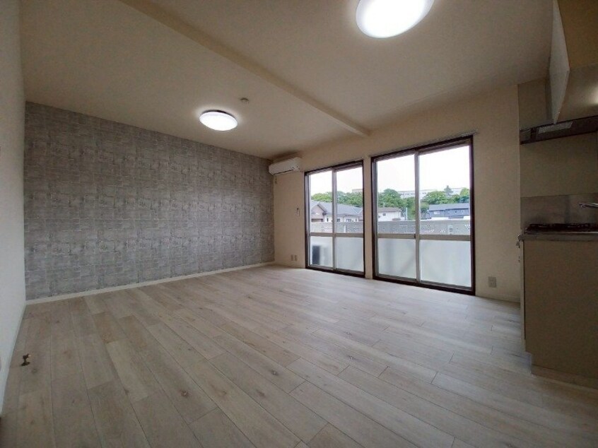  ファミール西日野　B棟