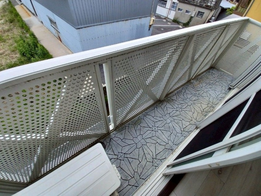  ファミール西日野　B棟