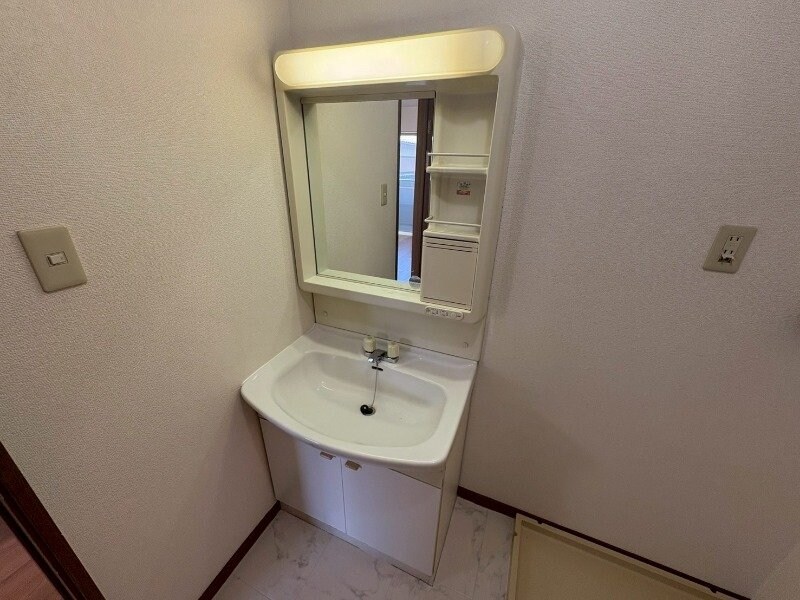  伊勢松本貸マンション