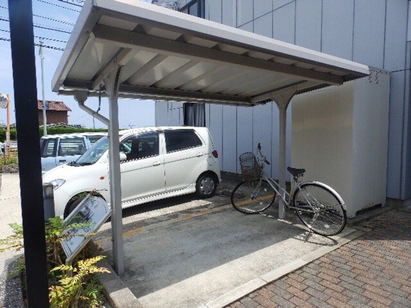  ポケットハウス