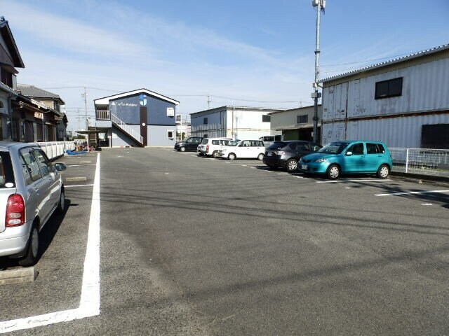  Surplusモンパルナス