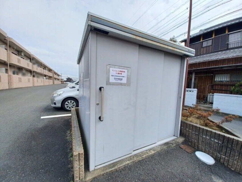 ルミエール栄