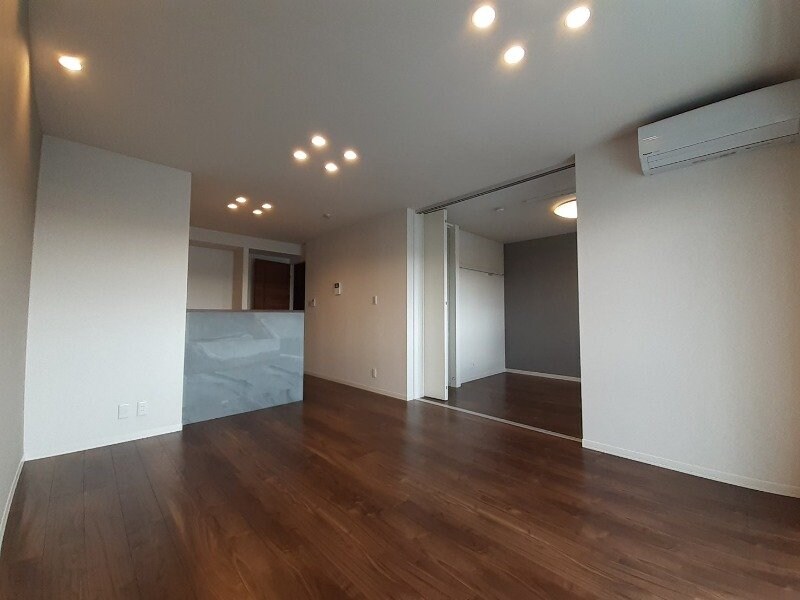  シャーメゾンステージ殿町