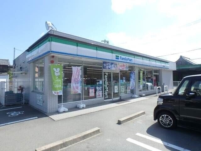 ファミリーマート松阪射和町店(コンビニ)まで2113m スイフヨウ　Ｂ