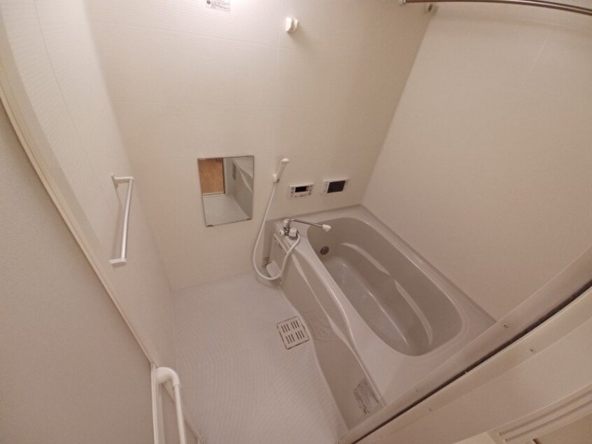 浴室ＴＶは視聴不可です Ｐ－Ａｌｌｅｇｉａｎｃｅ　B棟