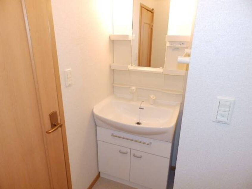  ベルシュプール　Ｄ棟