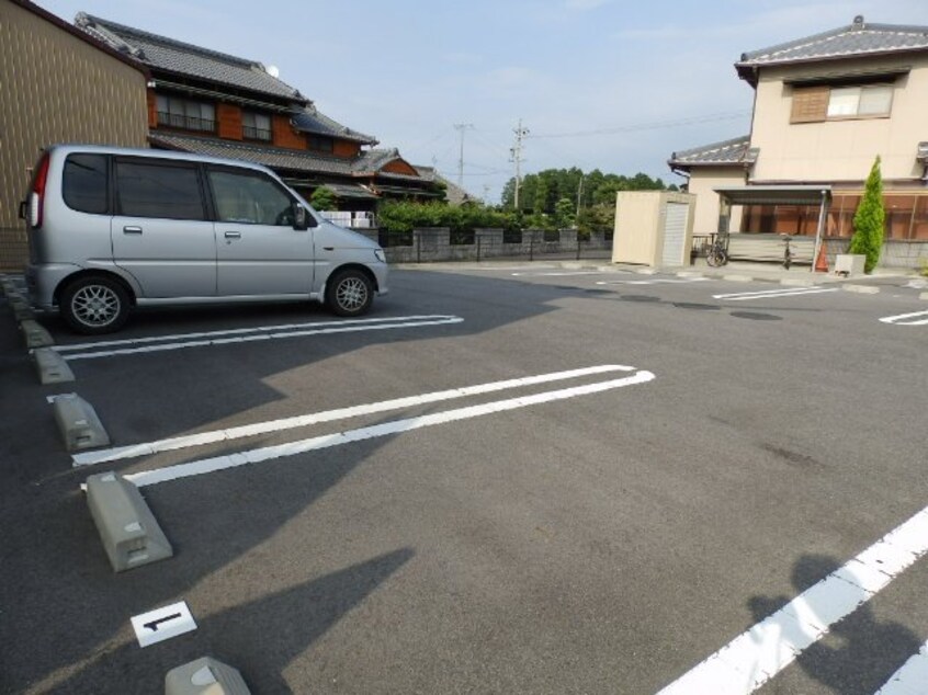  レガンス・サカ