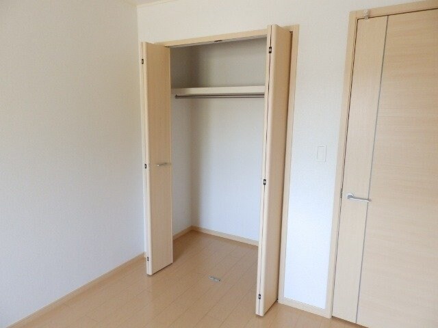 別部屋反転参考写真です。 ベガ