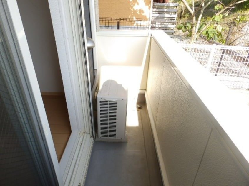 別部屋反転参考写真です。 ベガ