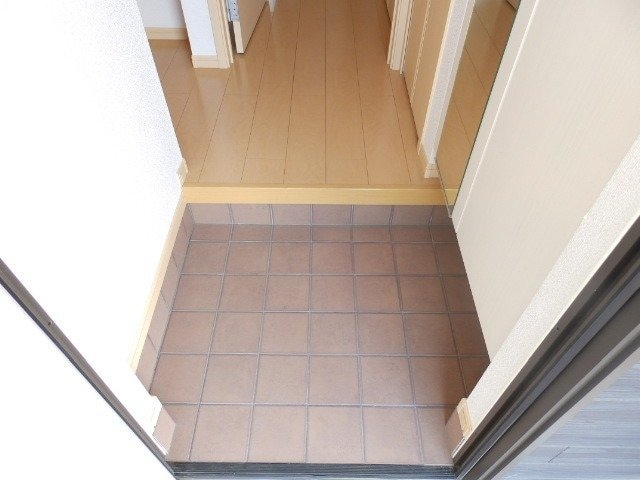 別部屋反転参考写真です。 ベガ