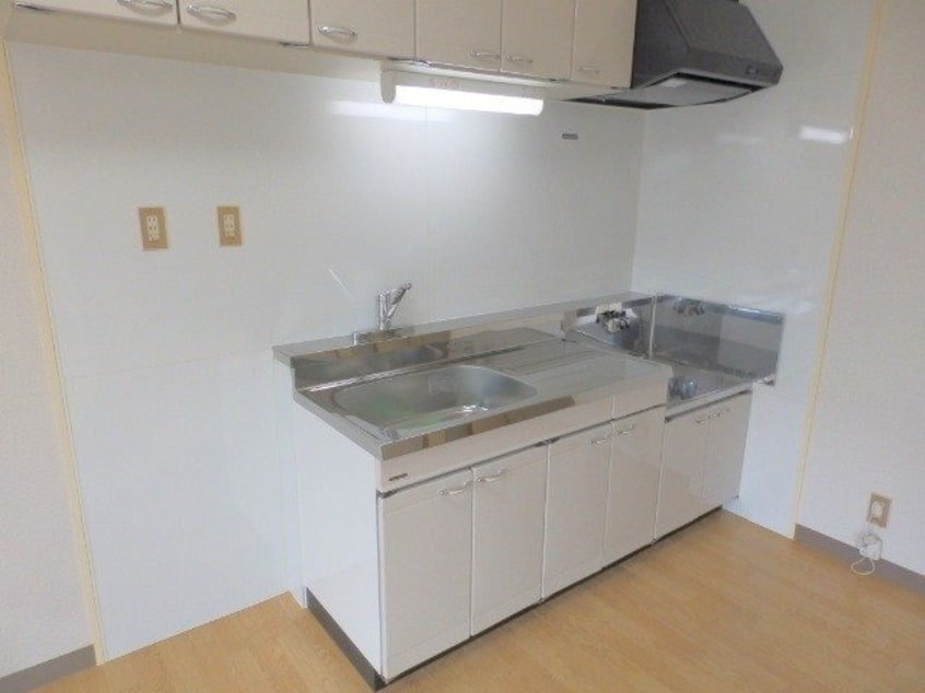 同型参考写真 メゾン三光マンション