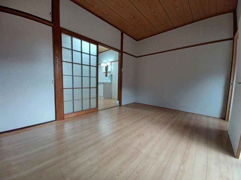 別部屋反転写真です アンティークTs