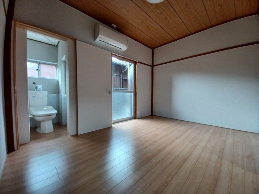 別部屋反転写真です アンティークTs