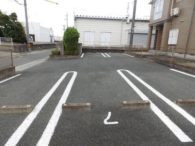  メゾン　アンジュＣ棟