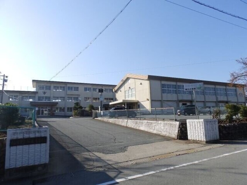 松阪市立第五小学校(小学校)まで1783m ビレッジハウス南郊１号棟