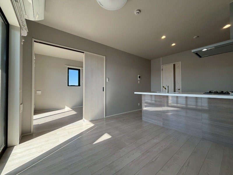 同型反転タイプのお写真です Face　Mansion