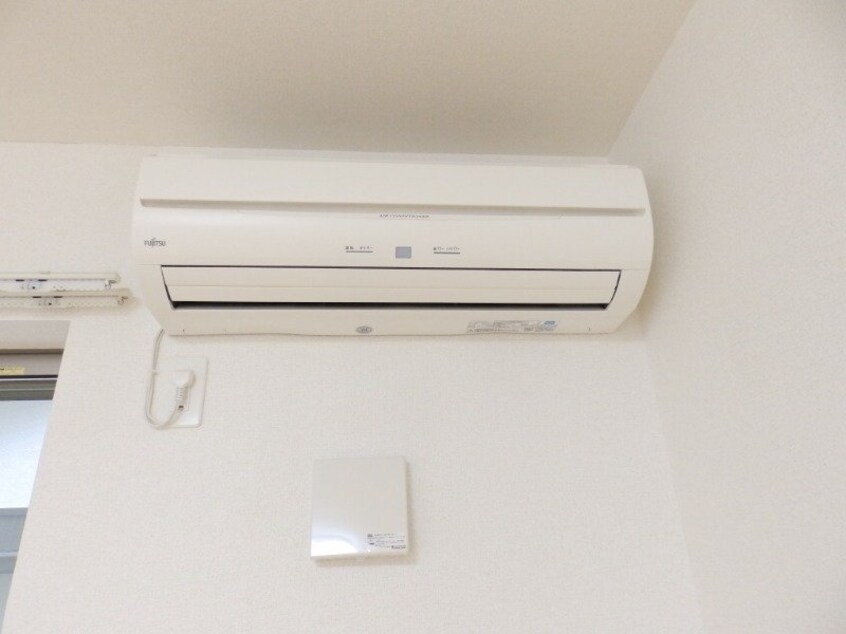 同型反転部屋写真です。 パサージュ